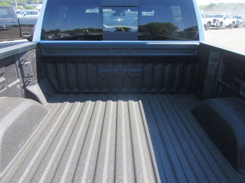New 2026 GMC Sierra 1500 SLT w/ SLT Premium Plus Package AWD/4WD image 6