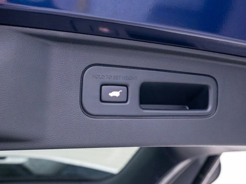 Certified 2024 Honda Pilot Touring image 45