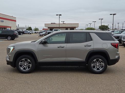 New 2026 GMC Terrain Elevation FWD image 2