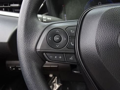 Used 2026 Toyota Corolla LE FWD image 37