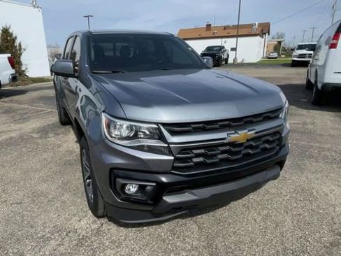 Used 2021 Chevrolet Colorado LT w/ LT Convenience Package image 4