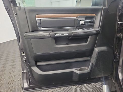 Used 2018 RAM 1500 Laramie w/ Convenience Group image 17