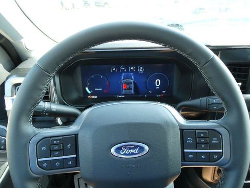 New 2026 Ford F250 Lariat w/ Black Appearance Package AWD/4WD image 29