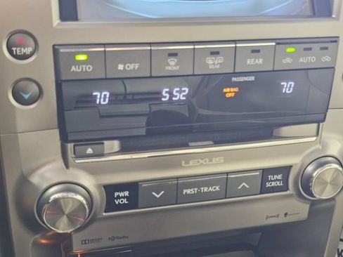 Used 2018 Lexus GX 460 Premium w/ Premium Package AWD/4WD image 32