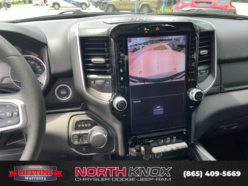 New 2026 RAM 1500 Big Horn AWD/4WD image 9