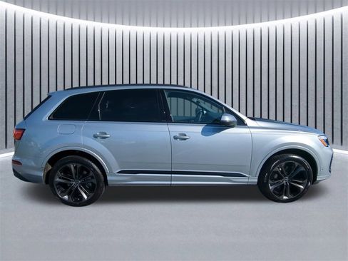 Used 2025 Audi Q7 3.0T Premium Plus image 4
