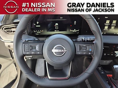 New 2026 Nissan Kicks SR AWD/4WD image 19