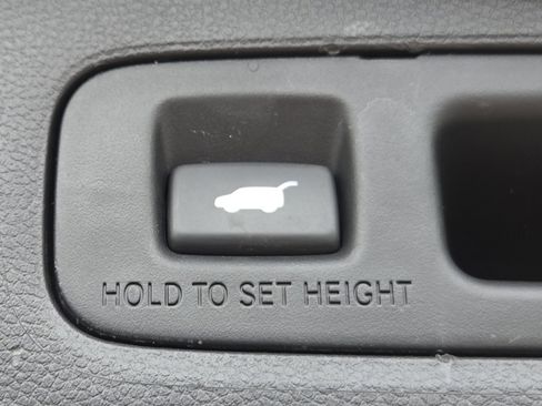 Certified 2023 Honda CR-V EX-L image 22