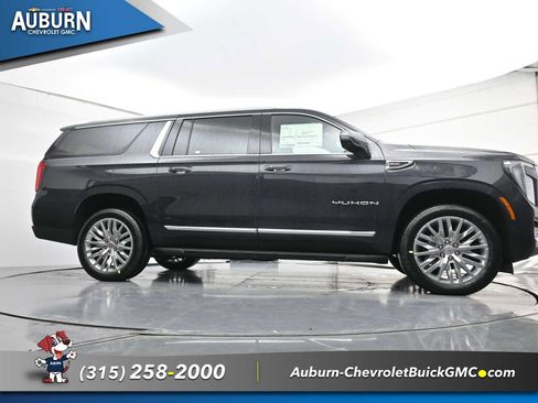 New 2026 GMC Yukon XL Elevation image 23