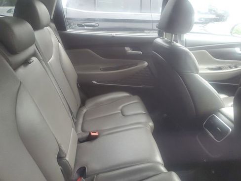 Used 2019 Hyundai Santa Fe Limited FWD image 9