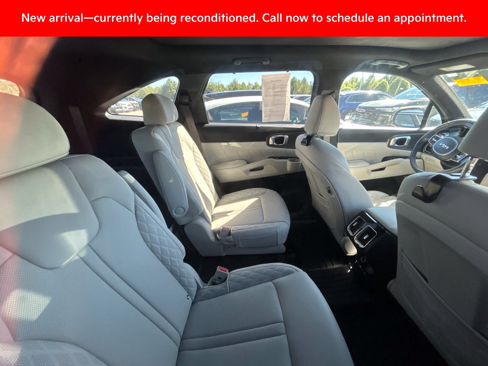 Certified 2025 Kia Sorento SX Prestige AWD/4WD image 14