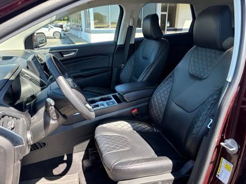 Used 2024 Ford Edge Titanium w/ Equipment Group 301A AWD/4WD image 20