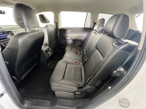 Used 2023 Volkswagen Atlas SE image 23
