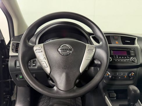 Used 2016 Nissan Sentra S FWD image 13