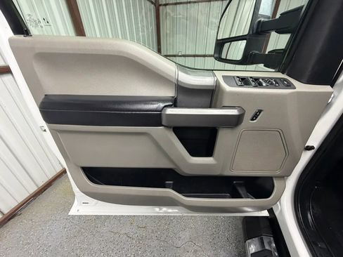 Used 2020 Ford F250 XLT w/ XLT Premium Package AWD/4WD image 7