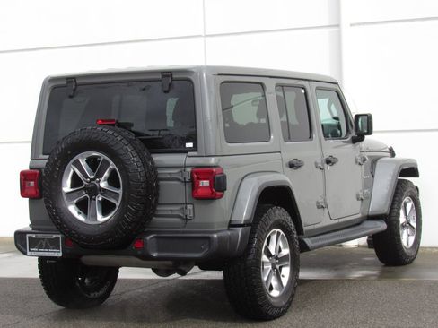 Used 2019 Jeep Wrangler Unlimited Sahara w/ Safety Group image 6