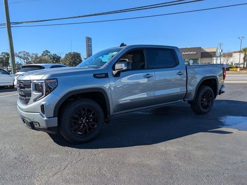 New 2026 GMC Sierra 1500 Elevation image 8