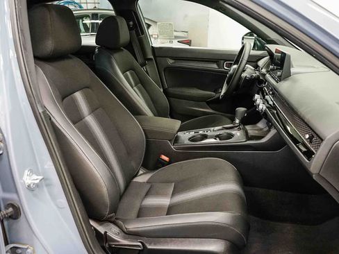 Used 2024 Honda Civic Sport image 14