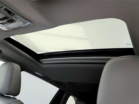 Certified 2019 Toyota Highlander Limited image 39