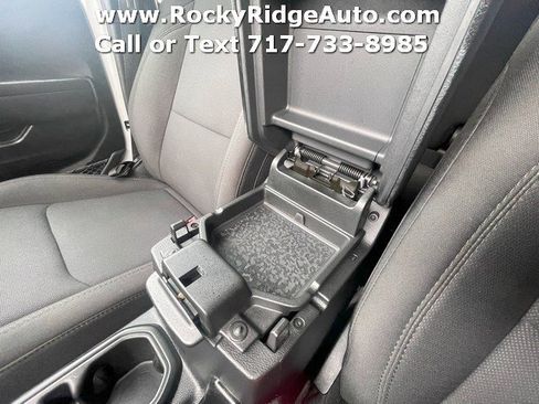 Used 2023 Jeep Gladiator Sport image 22