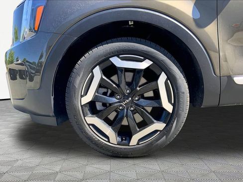 Used 2025 Kia Telluride S AWD/4WD image 23
