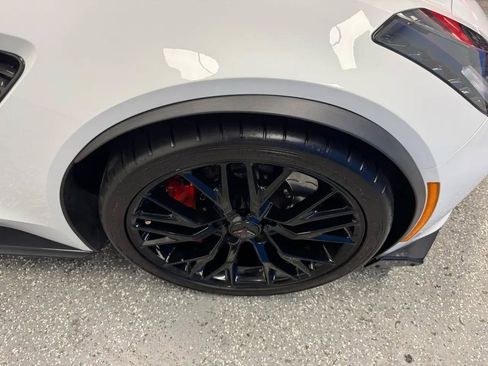 Used 2016 Chevrolet Corvette Z06 w/ 2LZ Preferred Equipment Group RWD image 24