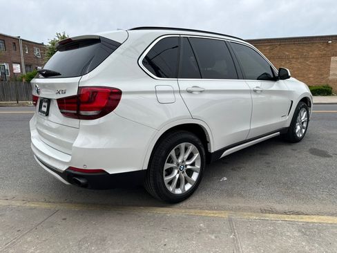 Used 2015 BMW X5 xDrive35i w/ Premium Package AWD/4WD image 4