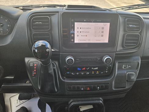 Used 2024 RAM ProMaster 2500 w/ Convenience Group FWD image 14