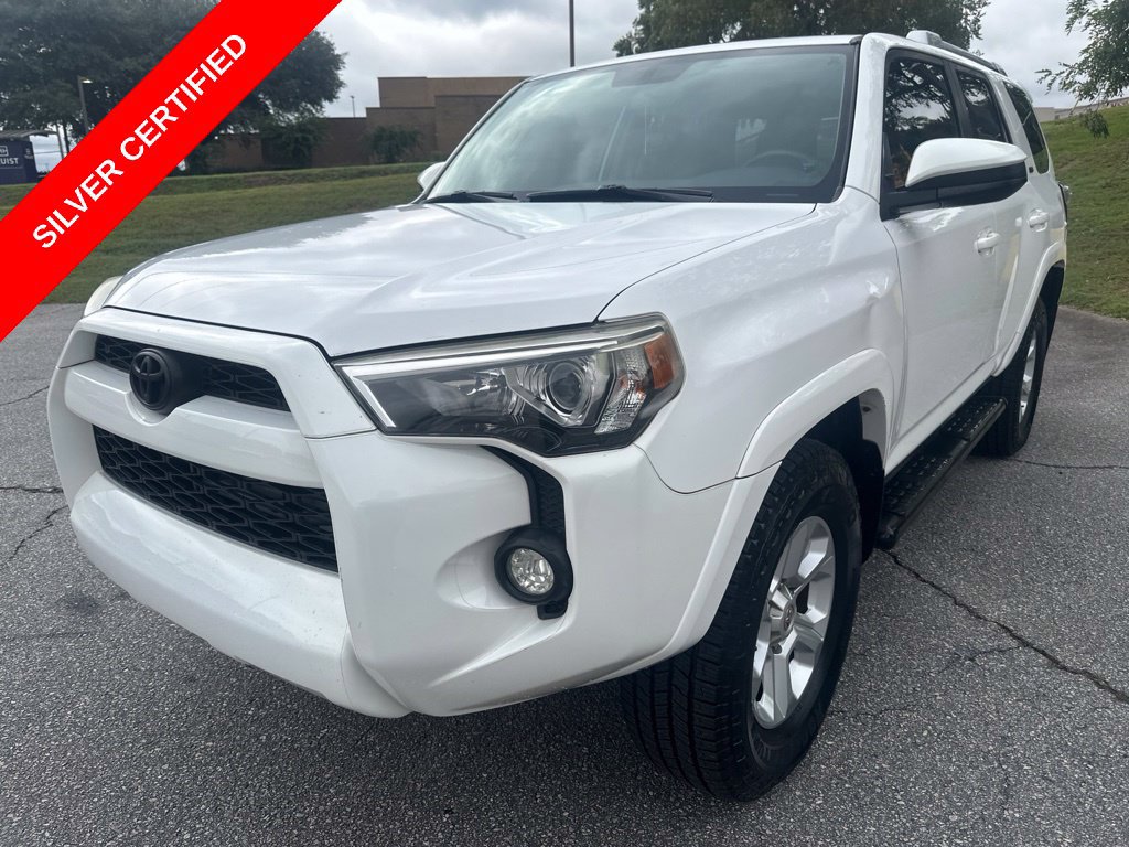 Used 2017 Toyota 4Runner SR5 AWD/4WD image 3