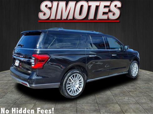 Used 2023 Ford Expedition Max Limited image 3