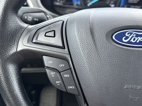 Used 2023 Ford Edge SE AWD/4WD image 16