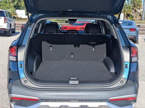 Certified 2023 Kia Sportage EX image 8