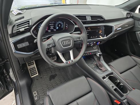 Used 2025 Audi Q3 2.0T Premium Plus w/ Premium Plus Package AWD/4WD image 16