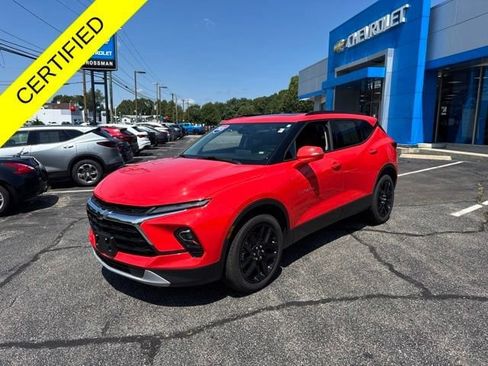 Used 2025 Chevrolet Blazer LT w/ Sound & Technology Package AWD/4WD image 4