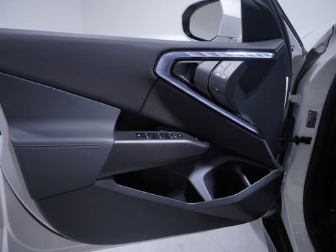 Used 2025 BMW X3 xDrive30i image 16