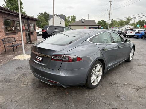 Used 2013 Tesla Model S RWD image 4