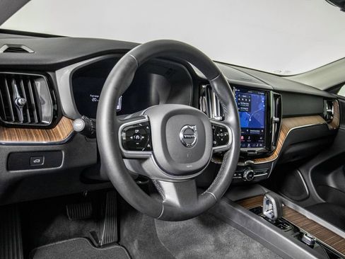 Used 2023 Volvo XC60 B5 Plus w/ Protection Package Premier FWD image 17