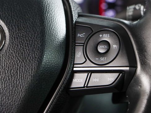 Used 2023 Toyota Camry XSE image 14