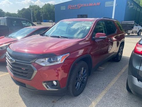 Used 2021 Chevrolet Traverse RS AWD/4WD image 2