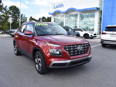 Used 2024 Hyundai Venue SEL