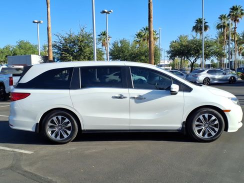 Used 2021 Honda Odyssey EX-L image 3