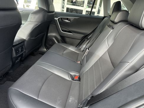 Used 2025 Toyota RAV4 Limited image 12