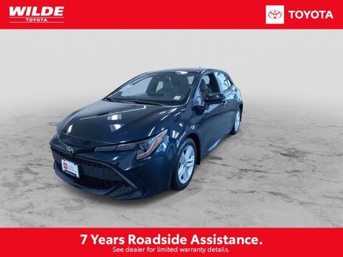 Used 2022 Toyota Corolla SE w/ SE Preferred Package FWD image 5