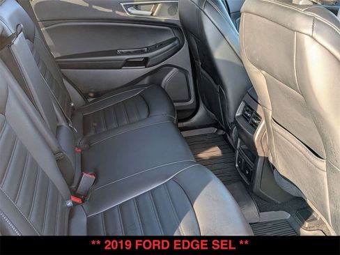 Used 2019 Ford Edge SEL w/ Equipment Group 201A image 32