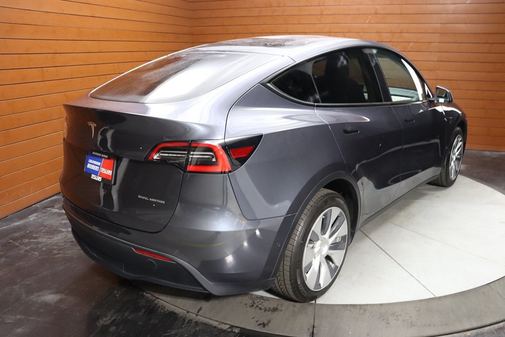 Used 2023 Tesla Model Y Long Range AWD/4WD image 20