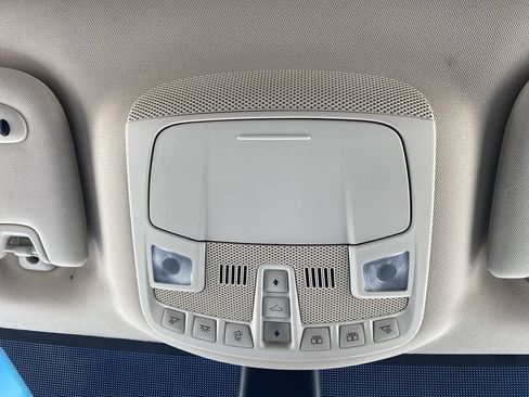 Used 2020 Ford Edge Titanium w/ Equipment Group 301A FWD image 32