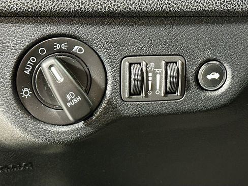 Used 2018 Dodge Charger GT w/ Beats Audio Group image 11