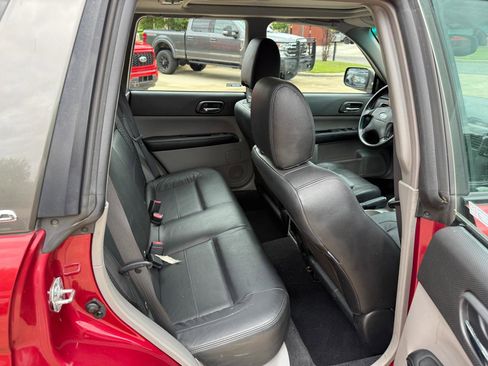 Used 2004 Subaru Forester 2.5XT AWD/4WD image 23