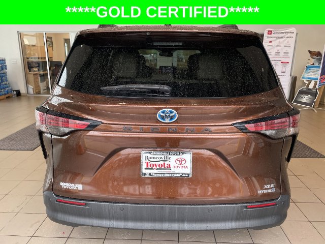 Certified 2022 Toyota Sienna XLE FWD image 31