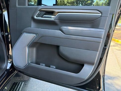 Used 2025 Chevrolet Silverado 3500 High Country w/ Midnight Edition AWD/4WD image 14